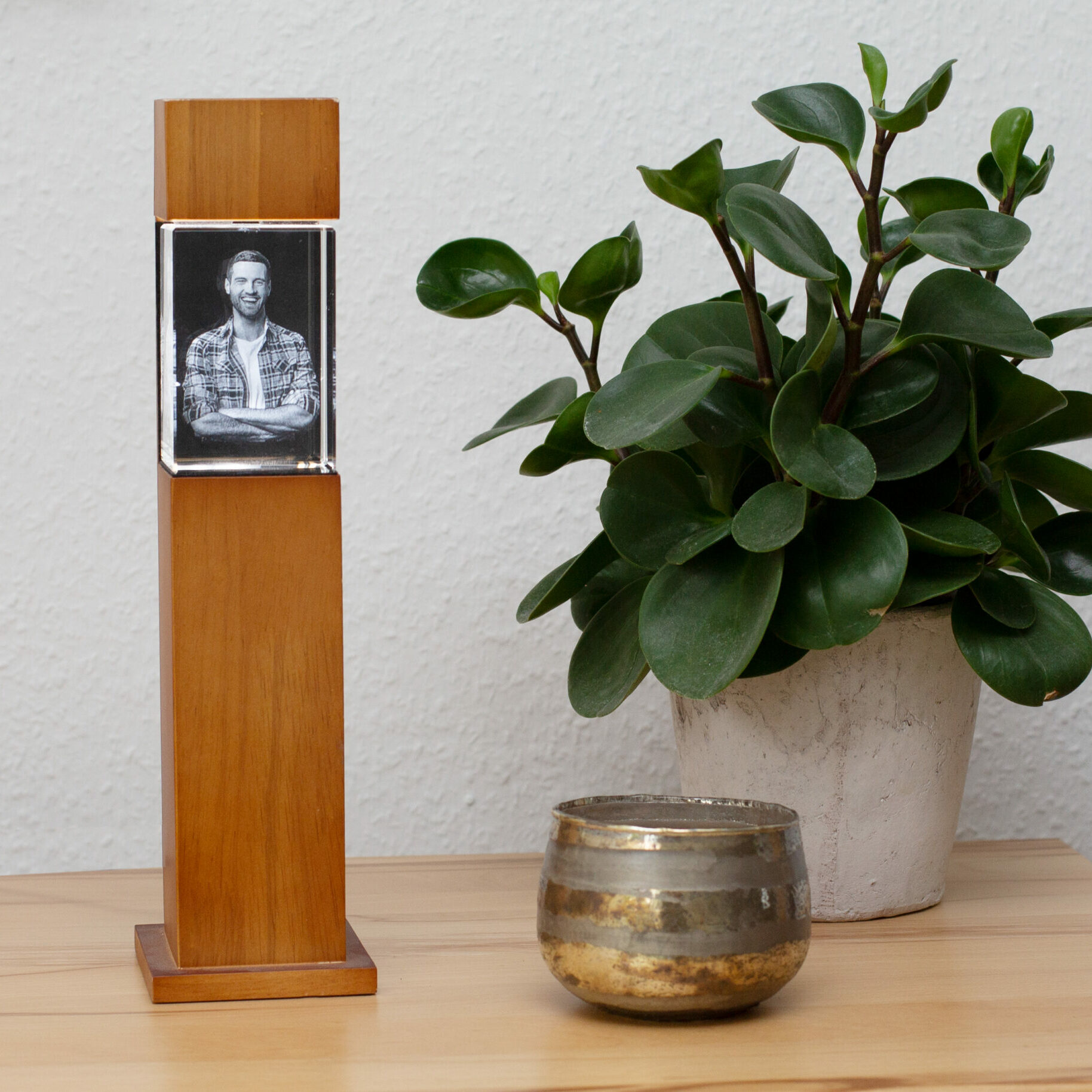 >Fotomarkt Köln-Kalk, Fotogeschenke, 3D Glasbild, 3D Holzstehle